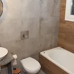 Petra Nova * Néa Péramos